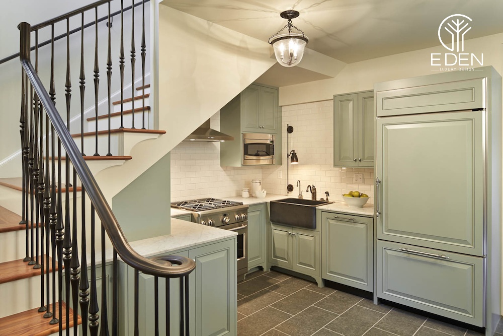 Bạn có thể lựa chọn tone xanh ngọc cùng trắng để tạo không gian hiện đại cho nhà bếp