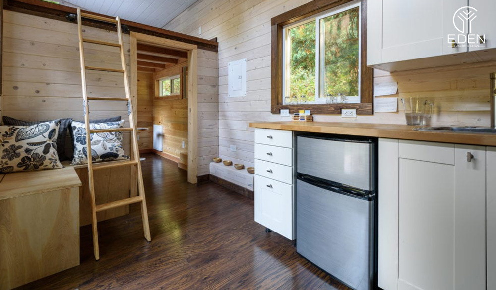 Phong cách tối giản sẽ giảm bớt các vật dụng lỉnh kỉnh tiết kiệm thêm không gian phòng bếp rộng rãi thoáng đãng