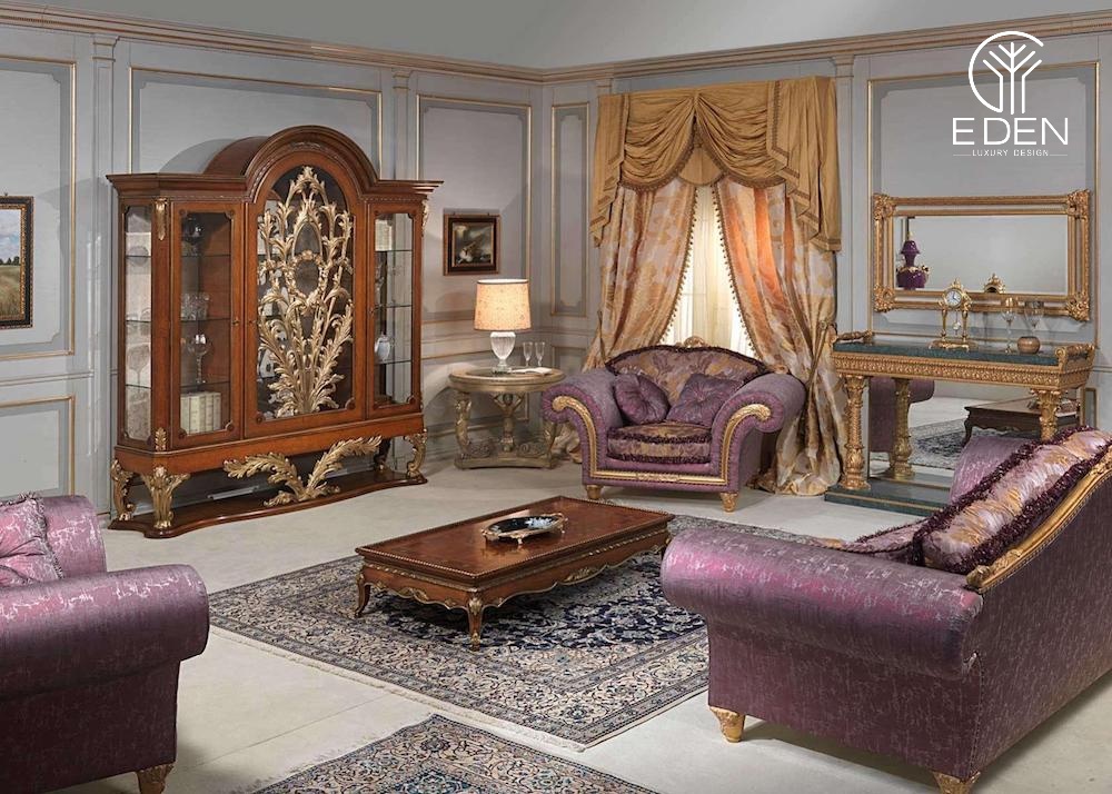 Phòng khách sang trọng với nội thất cổ điển Louis XV