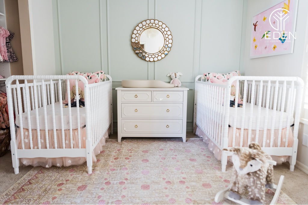 Mẫu phòng ngủ đơn giản, nhẹ nhàng dành cho hai bé gái sinh đôi