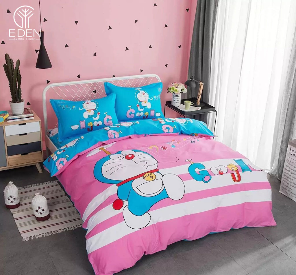 Mẫu thiết kế phòng ngủ Doremon tone hồng cho bé gái