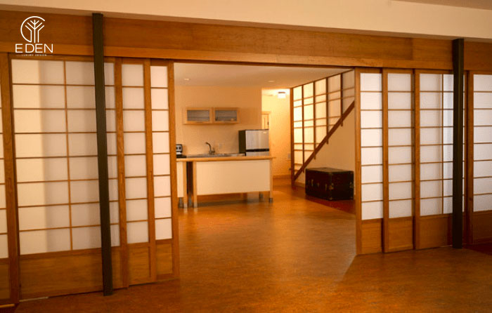 Những tấm cửa trượt gỗ giúp tối đa không gian căn nhà