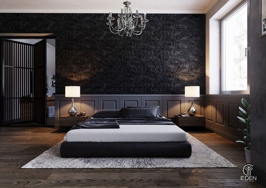 Phòng ngủ màu đen kết hợp với giường thấp kiểu truyền thống đặc trưng
