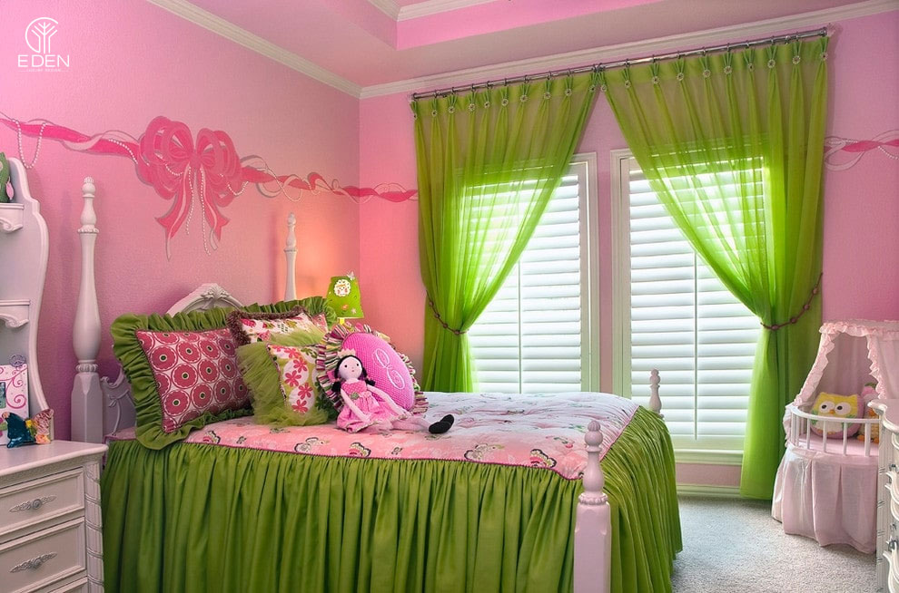 Phòng ngủ màu hồng kết hợp xanh lá cây hình 1 
