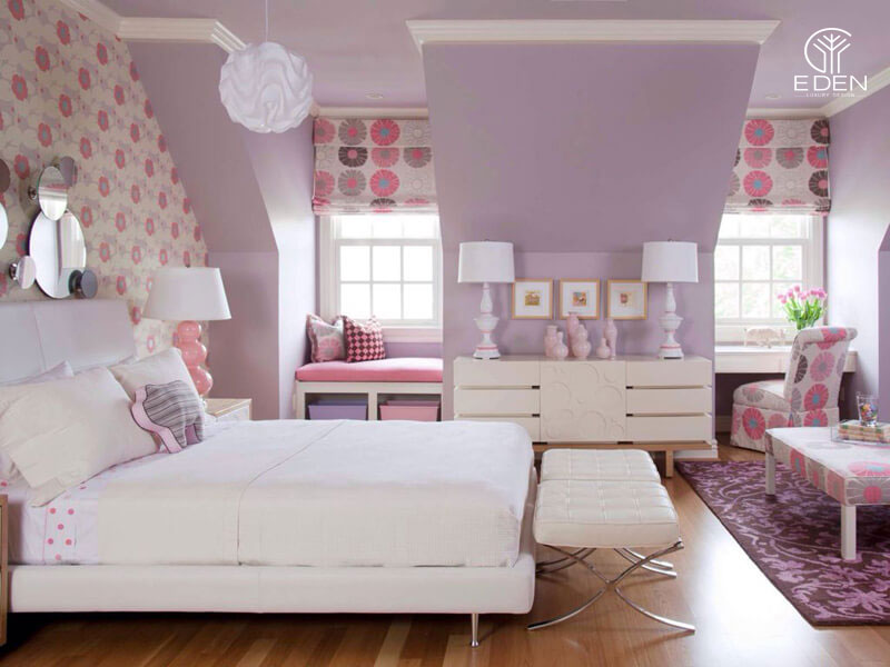 Phòng ngủ màu hồng đầy đủ tiện nghi hình 3