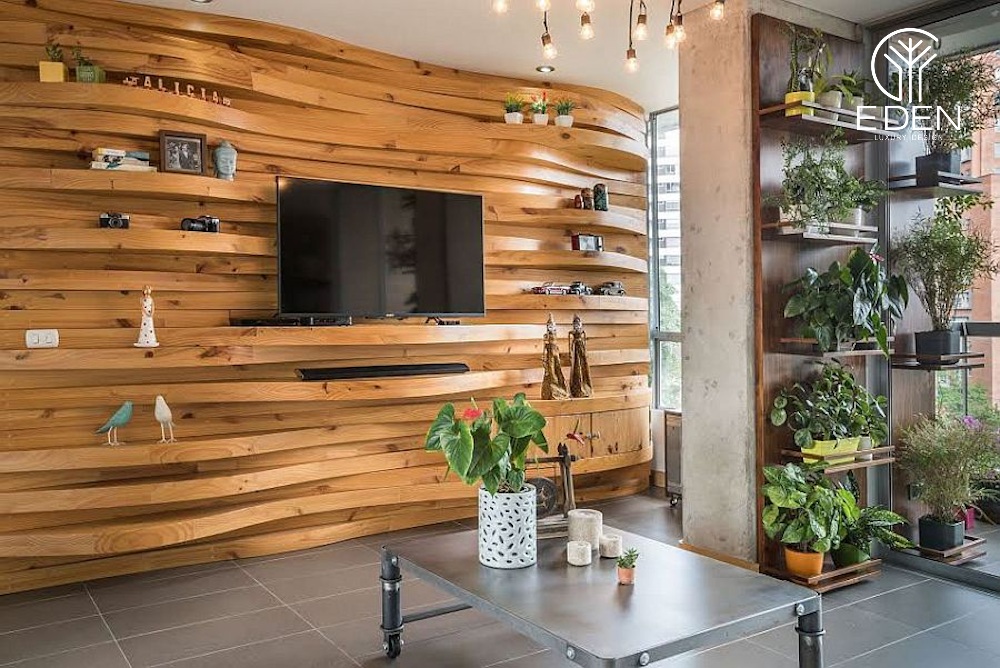 Mẫu trang trí tường treo tivi phòng khách bằng gỗ tự nhiên