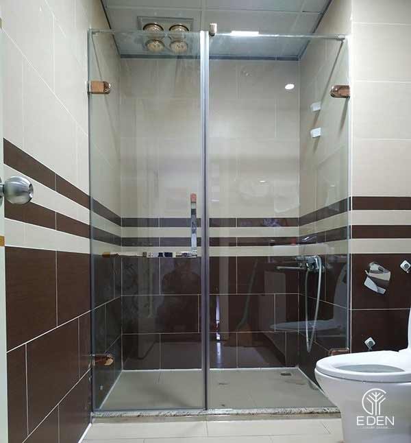 Nhà vệ sinh nhỏ 1m2 được thiết kế đơn giản nhưng rất tinh tế và sang trọng 8