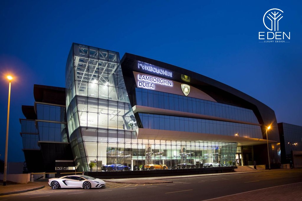 Mặt tiền nổi bật của showroom Lamborghini tại Dubai