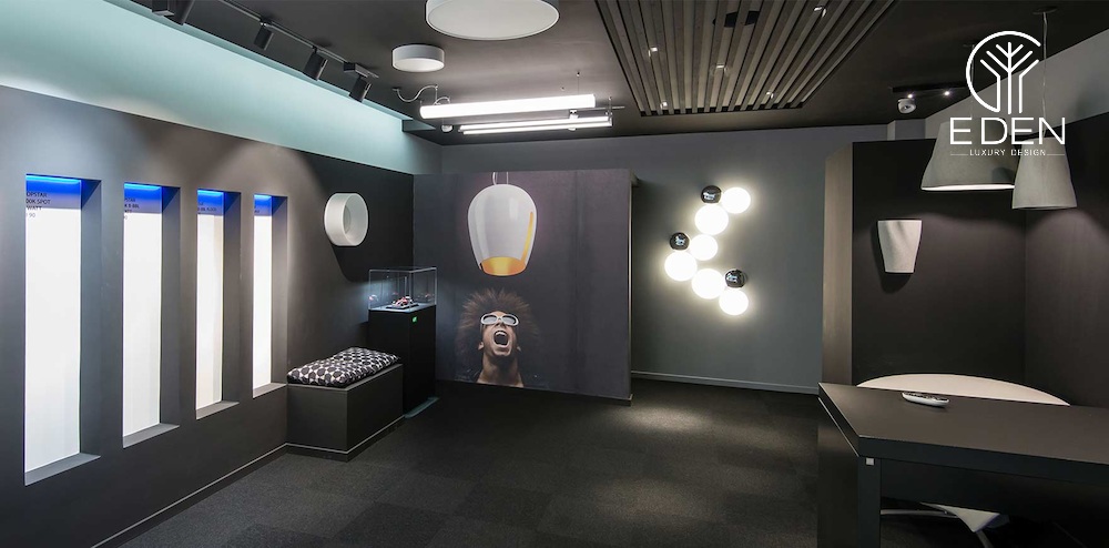 Bố trí đèn trang trí phù hợp với không gian showroom