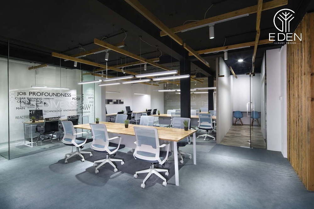 Hệ thống đèn chiếu độc đáo cho văn phòng 30m2 tăng sự sáng tạo và độ tập trung khi làm việc