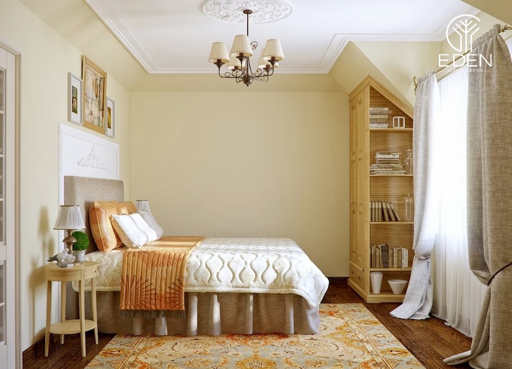 Phòng ngủ với màu sơn màu kem trông thật tinh tế và thanh lịch