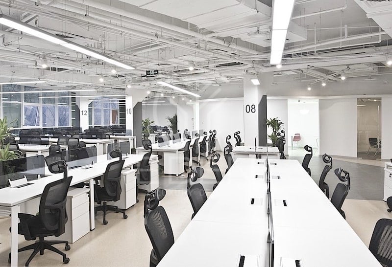 Thiết kế văn phòng hiện đại dành cho những doanh nghiệp có nhiều nhân viên