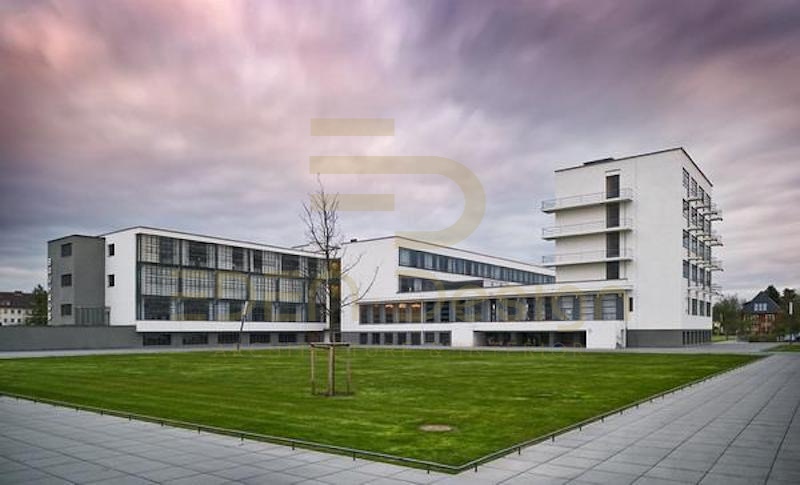 Trường Đại học Bauhaus đã được tu bổ và trở thành địa điểm cho khách du lịch tham quan