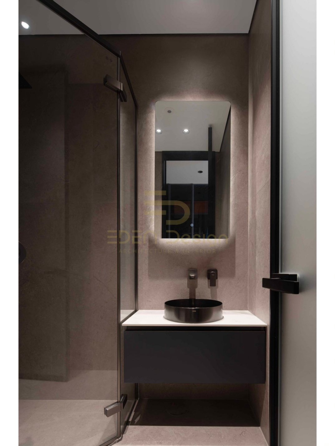 Gương nhà tắm tích hợp đèn led mang tính thẩm mỹ cao cho căn phòng