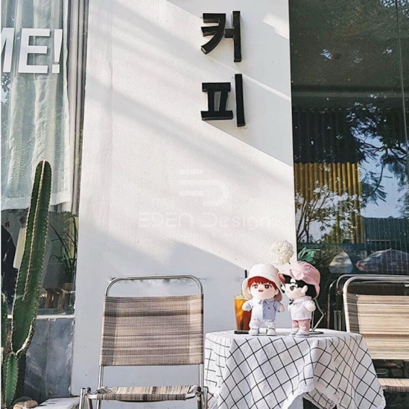 Phong cách thiết kế quán trà sữa nhà ống Hàn Quốc dễ thương và trẻ trung