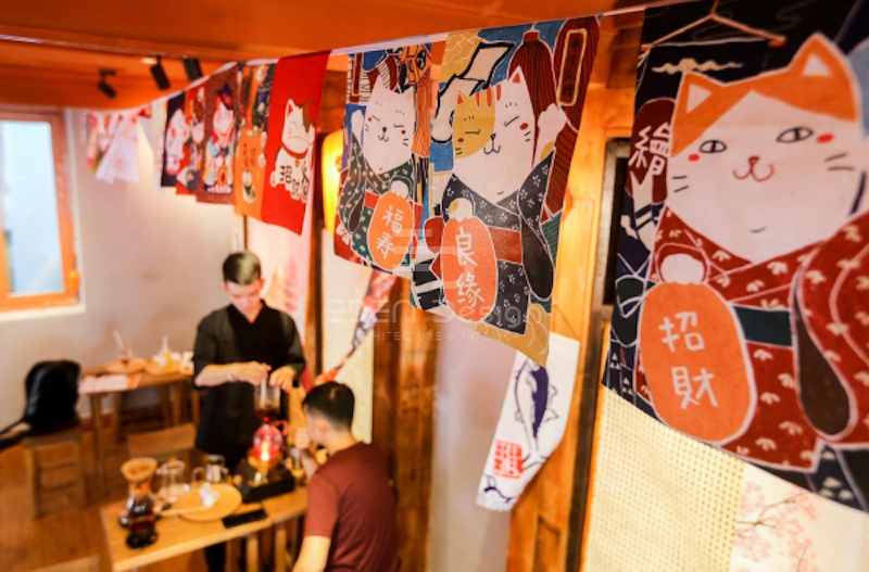 Biểu tượng đặc trưng của văn hóa Nhật Bản là điểm nhấn cho quán trà sữa 2 tầng