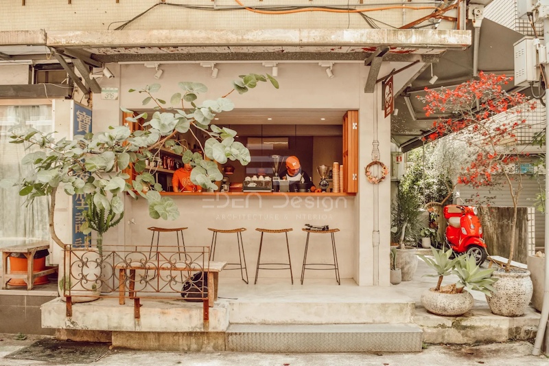 Không gian quán cafe take away ấm áp và bình yên chuẩn phong cách Á Đông