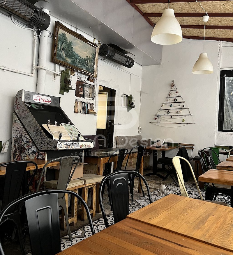 Mẫu decor quán cafe Vintage mang hơi hướng châu Âu cổ điển