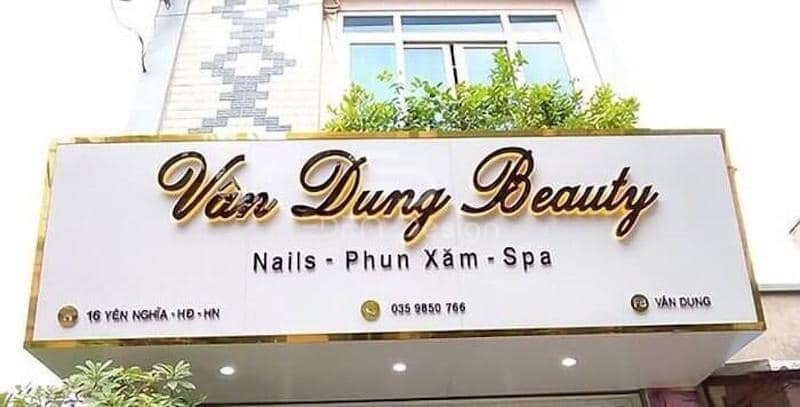 Thiết kế bảng hiệu spa mica phù hợp cho những ai yêu thích sự sang trọng