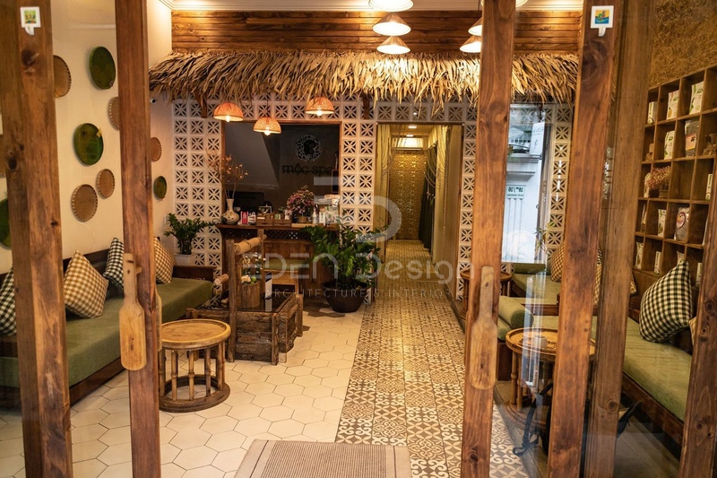 Thiết kế spa thiên nhiên khai thác tối đa nét đẹp giản dị từ gỗ, mang lại sự ấm cúng và gần gũi