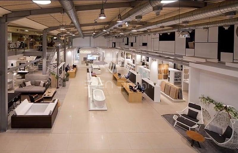 Mẫu showroom vật liệu xây dựng quy mô lớn với hàng trăm sản phẩm khác nhau