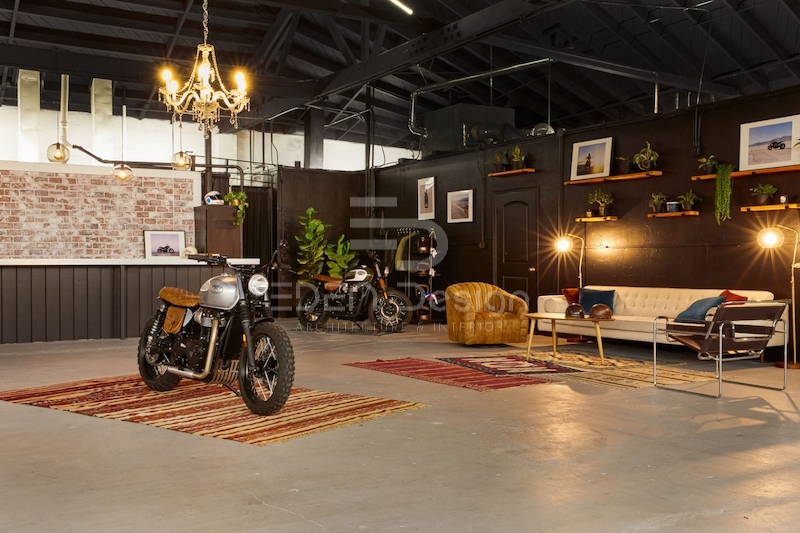 Showroom kinh doanh xe máy phong cách Vintage đầy hoài niệm làm say lòng khách hàng