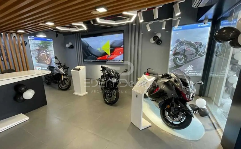 Dù nhỏ gọn nhưng showroom xe máy vẫn gây ấn tượng mạnh với khách hàng