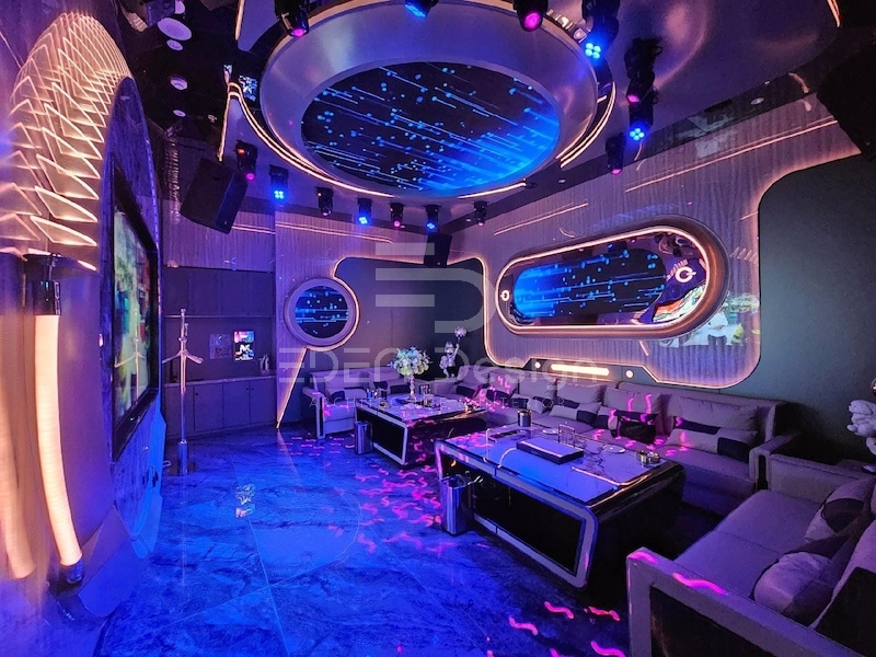 Thiết kế nội thất phòng karaoke VIP tạo cảm giác như vũ trụ thu nhỏ